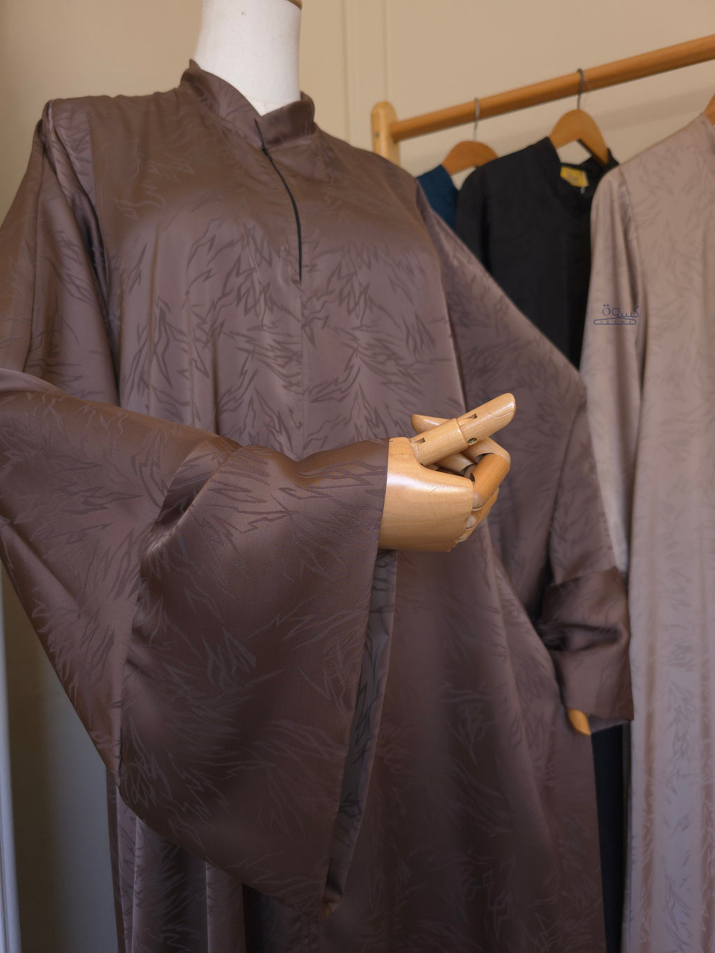 عباية ياسمينا